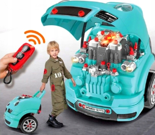 Automatický džíp na začatie malej mechanickej dielňa