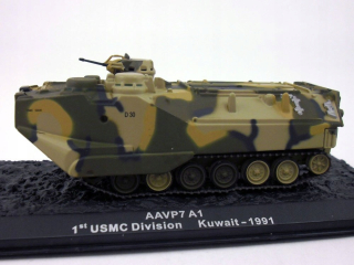 AV7 A1 nádrž 1. USMC Division Kuvajt 1991