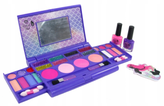 Veľkou makeup set pre dievčatá. Casket