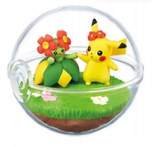 Figúrka Pokemon v Pokéball 6cm Pikachu Bellossom