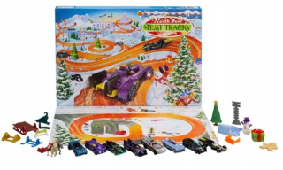 Hot Wheels Adventný kalendár 8 AUTEK 2021 GTD78