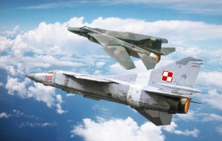 Italeri MIG-23 MF / BN Flogger Lietadlo