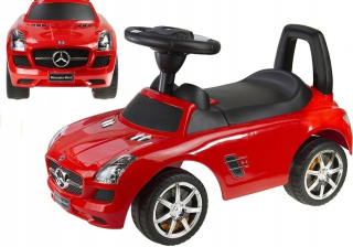 Rider Pachacz Mercedes AMG pretekárske auto