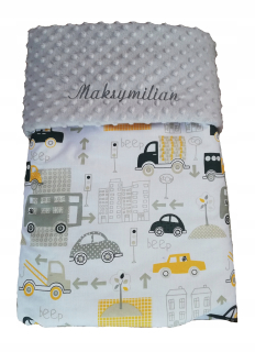 Prikrývka, prehozy na posteľ - Minky prikrývka 100x75 prešívaná výšivka (meno a priezvisko)