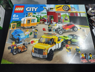 Stavebnica - LEGO City 60258 Tuning Workshop