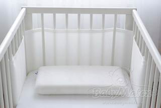 Chránič do detskej postielky - Bump Air 180 BabyMatex Cot