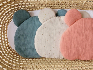 Detský vankúš - Plochý vankúšový plyšový medvedík Cradle Muslin Color Colors