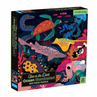 Rodinné puzzle žiariace v tmavom oceáne