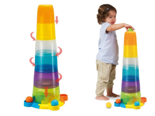 Smile Play Tower. Veľká pyramída