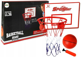Sada na basketbal. Veľký zavesený kôš