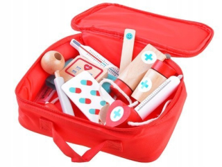 Malá drevená medical set. Malý doktor
